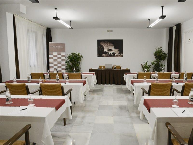 San Pablo 3* Sevilla